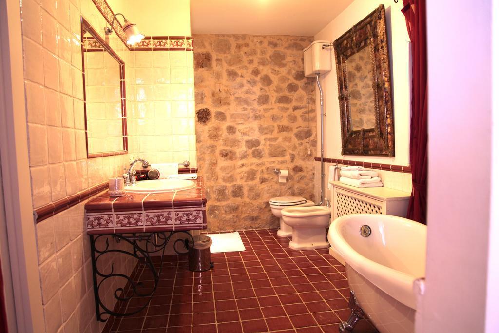 B&B H.M. Sonnino Екстериор снимка