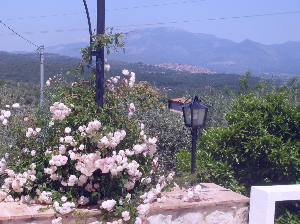 B&B H.M. Sonnino Екстериор снимка